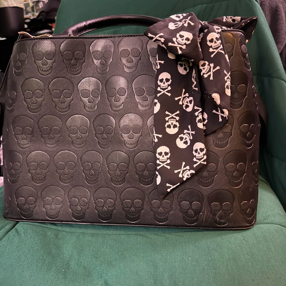 Betsey Johnson Black Skull Satchel